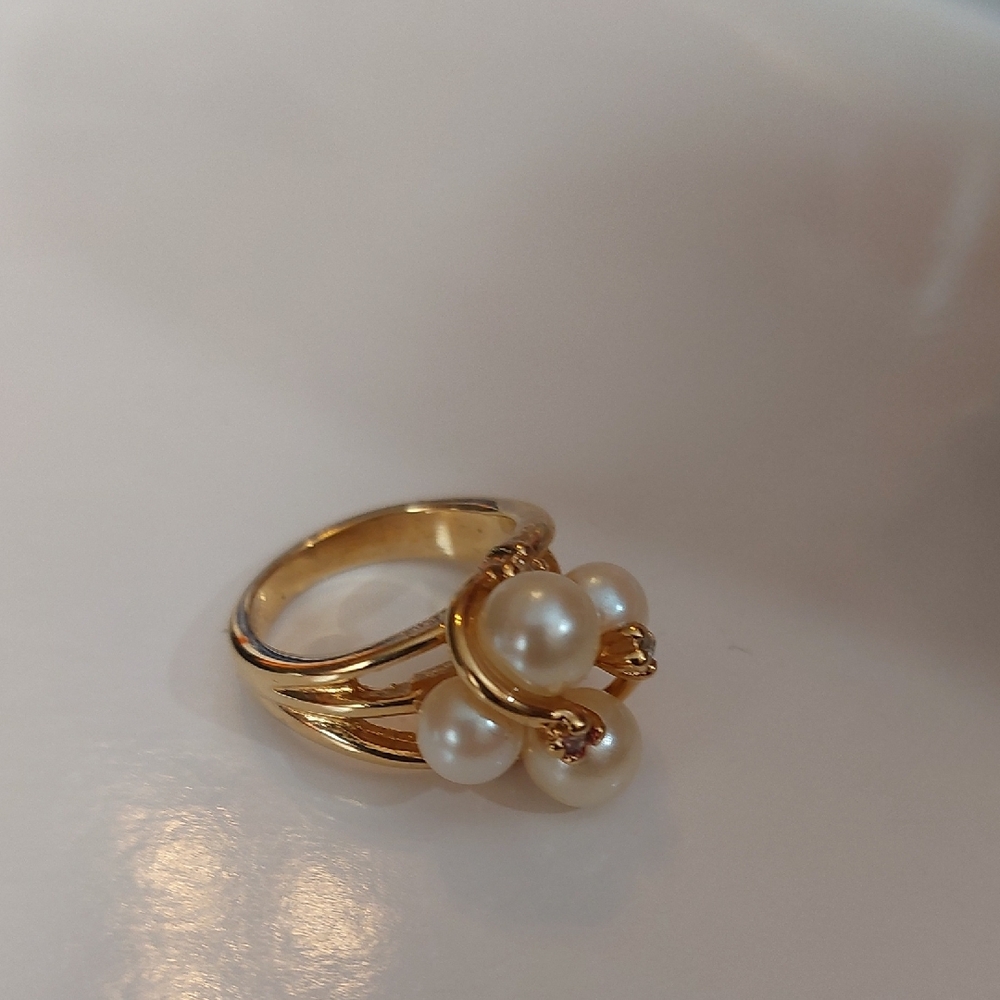 Gold Pearl Cluster Ring with Clear Accents - Picture 4 of 8